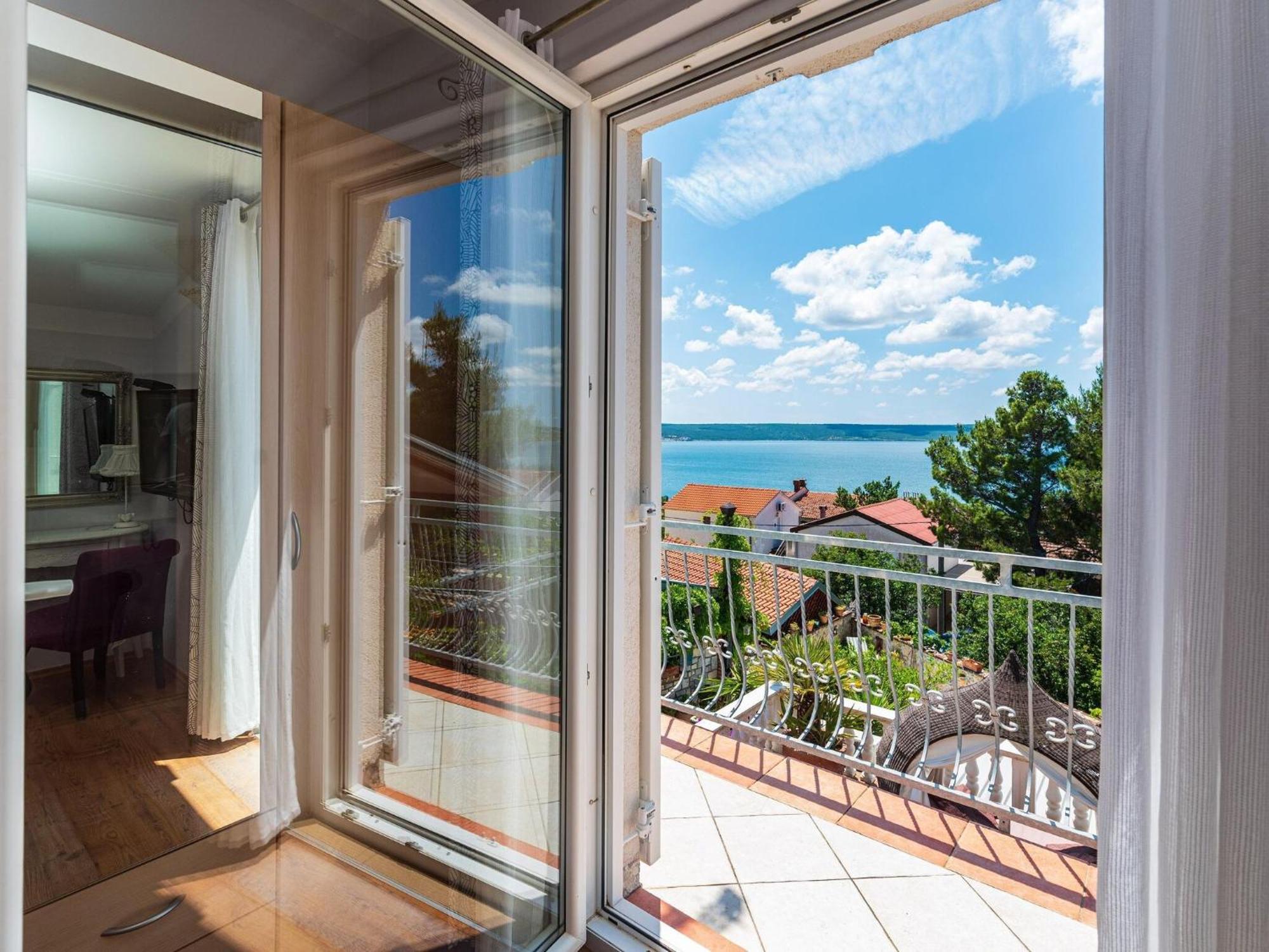 Beautiful Holiday Home With Private Pool, Nice Garden With Relax Area, Taverne Maslenica Exteriör bild